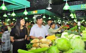 Friendships grow in Suzhou farmer’s market<!--:zh-->在苏州农贸市场里建立友谊